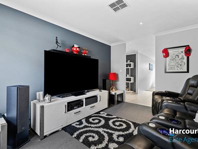 94 Sapphire Chase, Wellard WA 6170