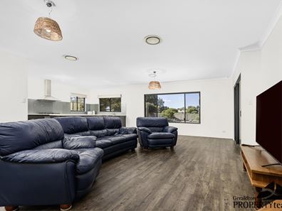 22 Dewar Street, Utakarra WA 6530