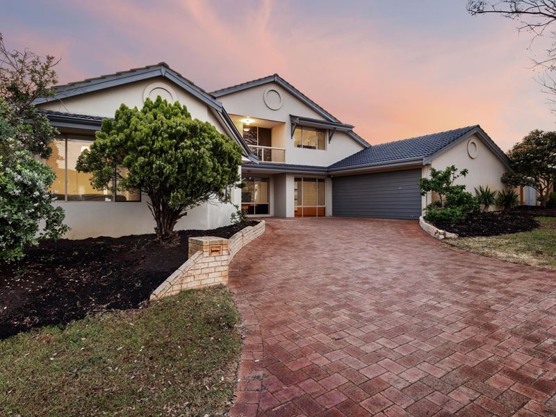 1 Paton Close, Winthrop WA 6150