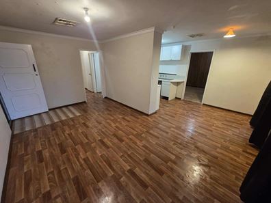 87 Cammillo Rd, Camillo WA 6111