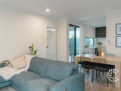 37A Curven Road, Hamilton Hill WA 6163