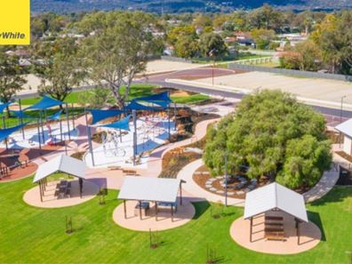 12 Coolburra Court, Gosnells WA 6110