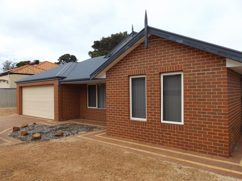 115B Hale Road, Forrestfield WA 6058