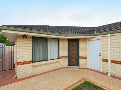 33A Blueridge Cresent, Bibra Lake WA 6163