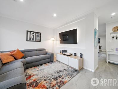 97 Wintergreen Crescent, Treeby WA 6164