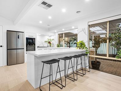 3 Melia Cove, Canning Vale WA 6155
