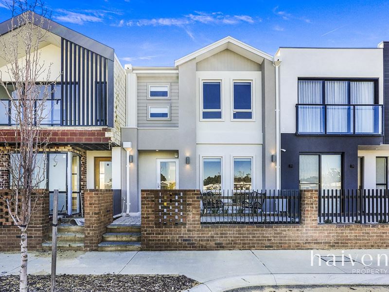 75 Lycaste Parade, Treeby