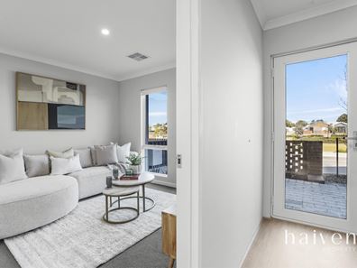 75 Lycaste Parade, Treeby WA 6164