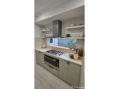 17 Impressa View, Piara Waters WA 6112