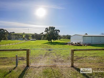 15 Preston Road, Beelerup WA 6239