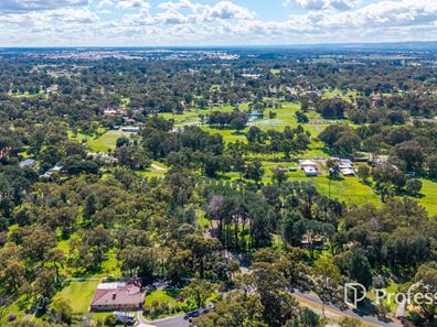 34 Gardiner Drive, Henley Brook WA 6055