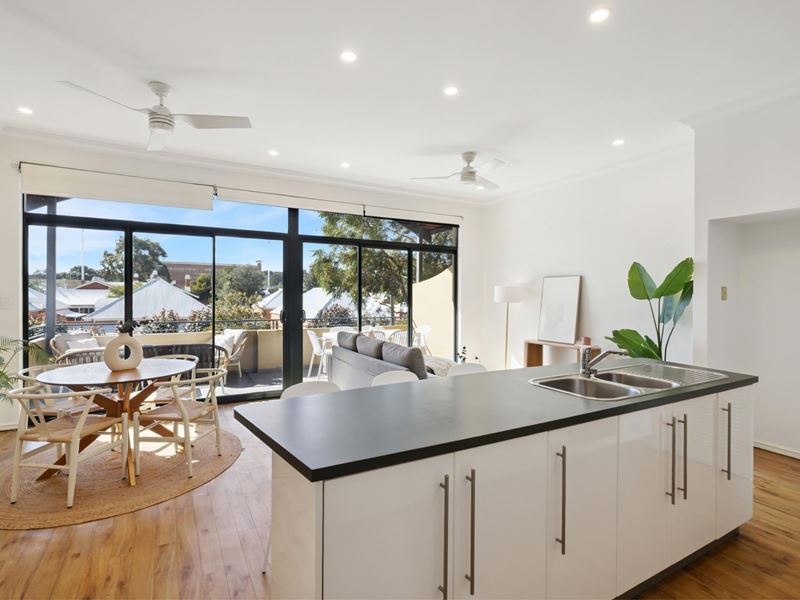 23/181 Oxford Street, Leederville