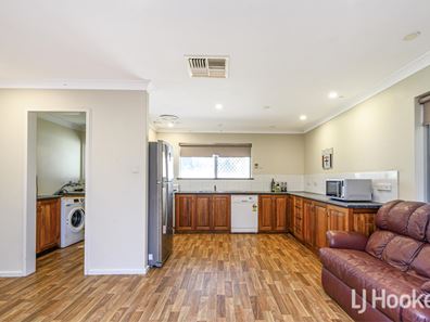 24 Brumby Place, Armadale WA 6112
