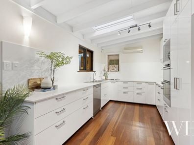 92 Wray Avenue, Fremantle WA 6160