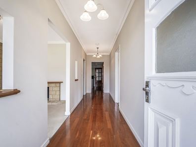 9 Ludlow Way, Warnbro WA 6169
