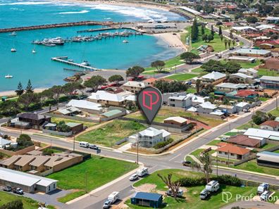 5 George Street, Port Denison WA 6525