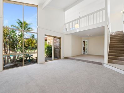 50 Silbert Circle, Winthrop WA 6150