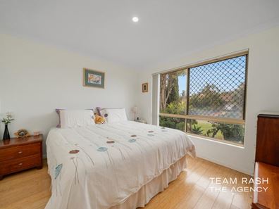 100 Bottlebrush Drive, Kiara WA 6054