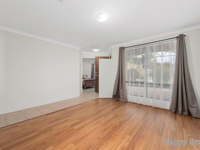 14 Fimister Parkway, Canning Vale WA 6155