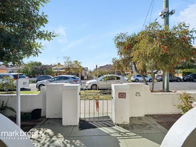 27 Howard Street, Fremantle WA 6160