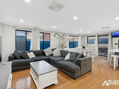 13 Sandalwood Avenue, Byford WA 6122