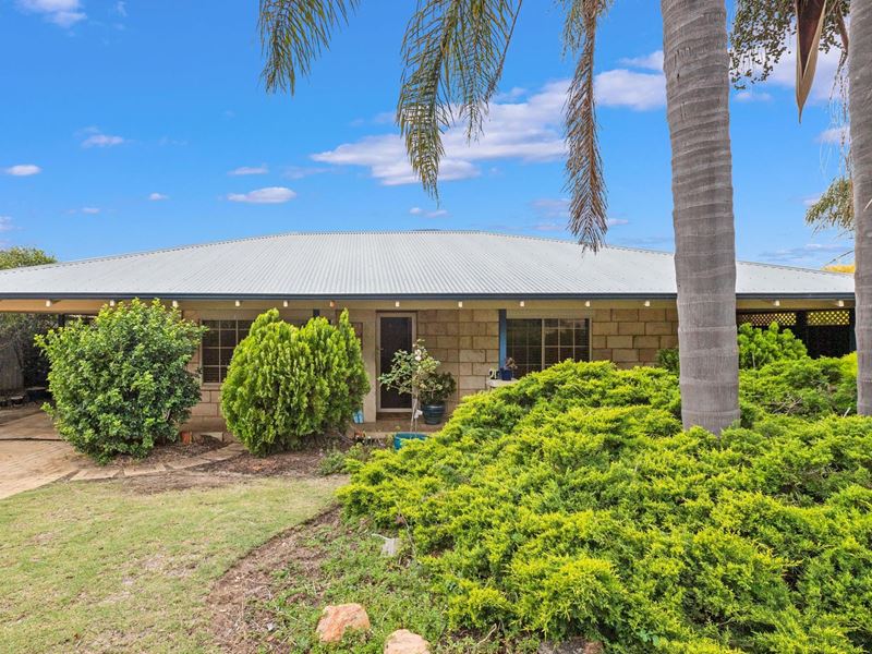 22B Josephine Way, Alexander Heights WA 6064
