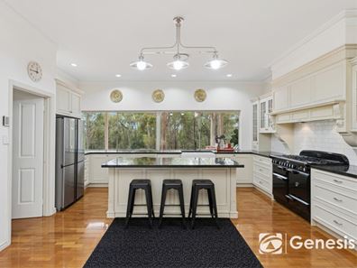 1125 Gill Street, Parkerville WA 6081