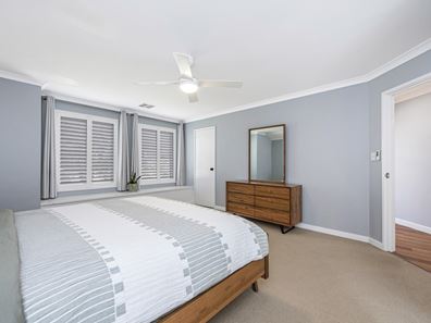 15 Warrender Heights, Secret Harbour WA 6173