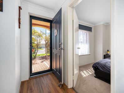 9/23 Royal Palm Drive, Warnbro WA 6169