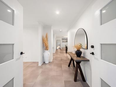 7 Jefferson Way, Piara Waters WA 6112