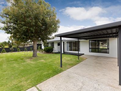 26 Lofties Street, Forrestdale WA 6112