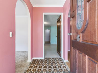 42 June  Road, Safety Bay WA 6169