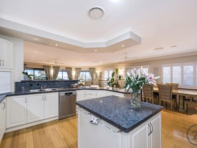 36 Park Ridge Drive, Bouvard WA 6211
