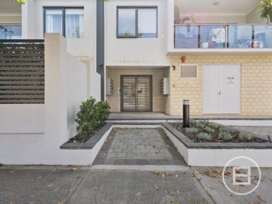 17/1 DUNEDIN Street, Mount Hawthorn WA 6016