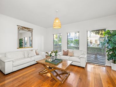 8 Bruce Street, North Fremantle WA 6159