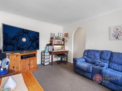62 Strelitzia Avenue, Forrestfield WA 6058