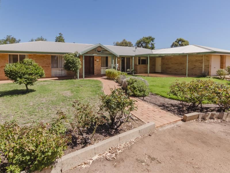 40 Callan Way, Hillside