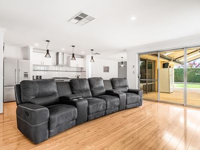3 Wetlands Way, Southern River WA 6110