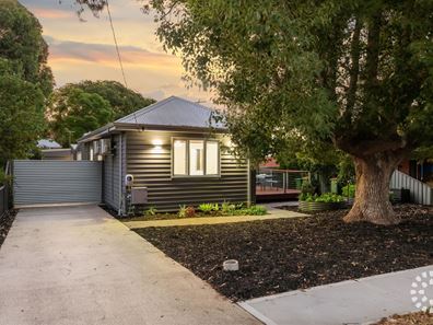 17 Field Street, Beaconsfield WA 6162