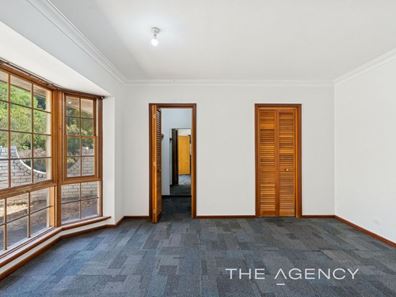 4 Beenup Place, Kalamunda WA 6076