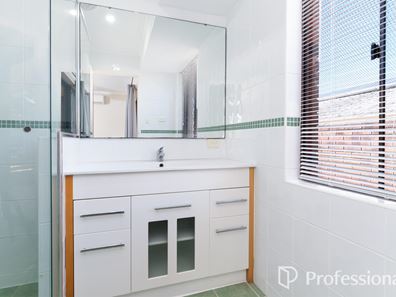 57 Leicester Square, Alexander Heights WA 6064