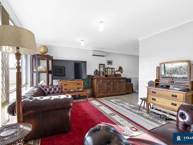 30 Tooting Street, Beckenham WA 6107