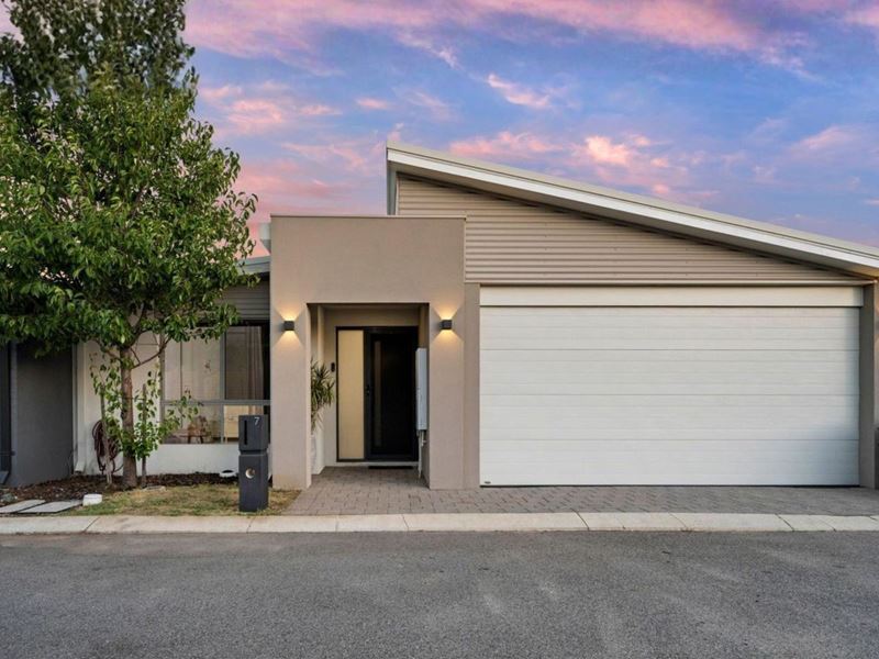 7 Brass Close, Canning Vale