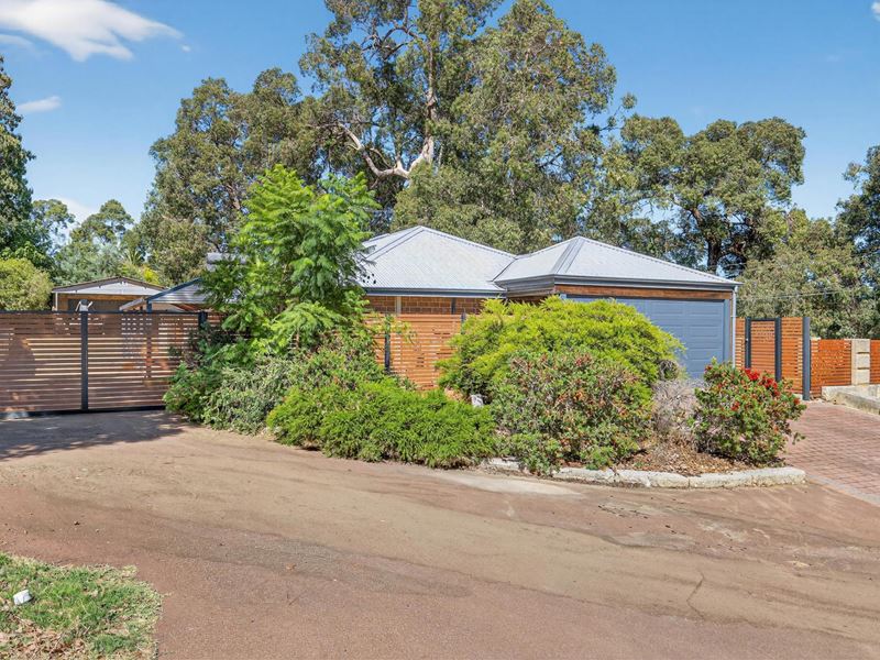1 Scilla Place, Roleystone WA 6111
