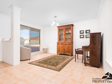 2/80 Mcaleer Drive, Mahomets Flats WA 6530