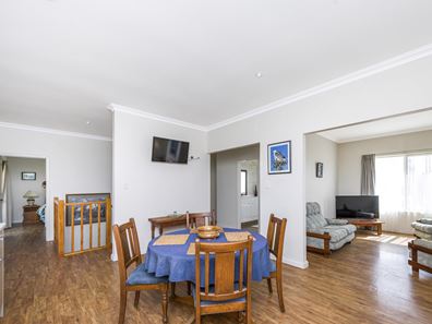 7 Hinchcliffe Road, Lancelin WA 6044