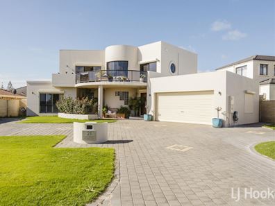 21 Long Beach Promenade, Mindarie WA 6030