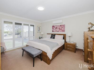 21 Long Beach Promenade, Mindarie WA 6030
