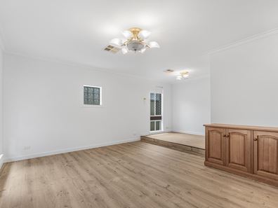 17 Donald  Square, Bayswater WA 6053