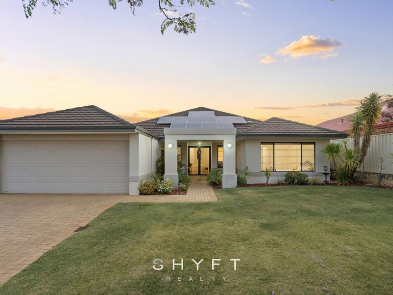 42 Castledene  Way, Tapping